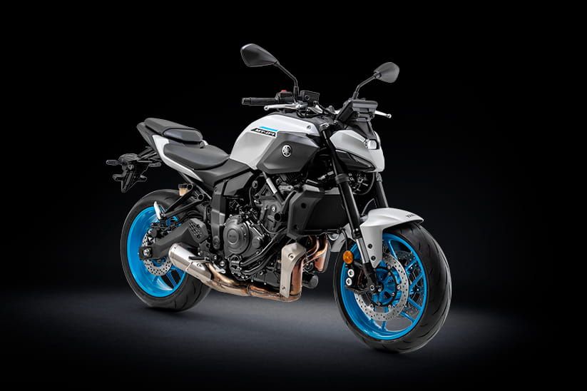 NOVA MT-07 CONNECTED