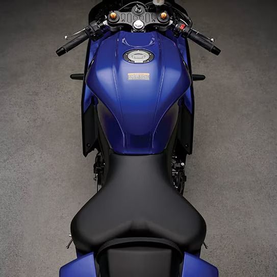 PERFIL ESBELTO PARA UN PERFECTO CONTROL